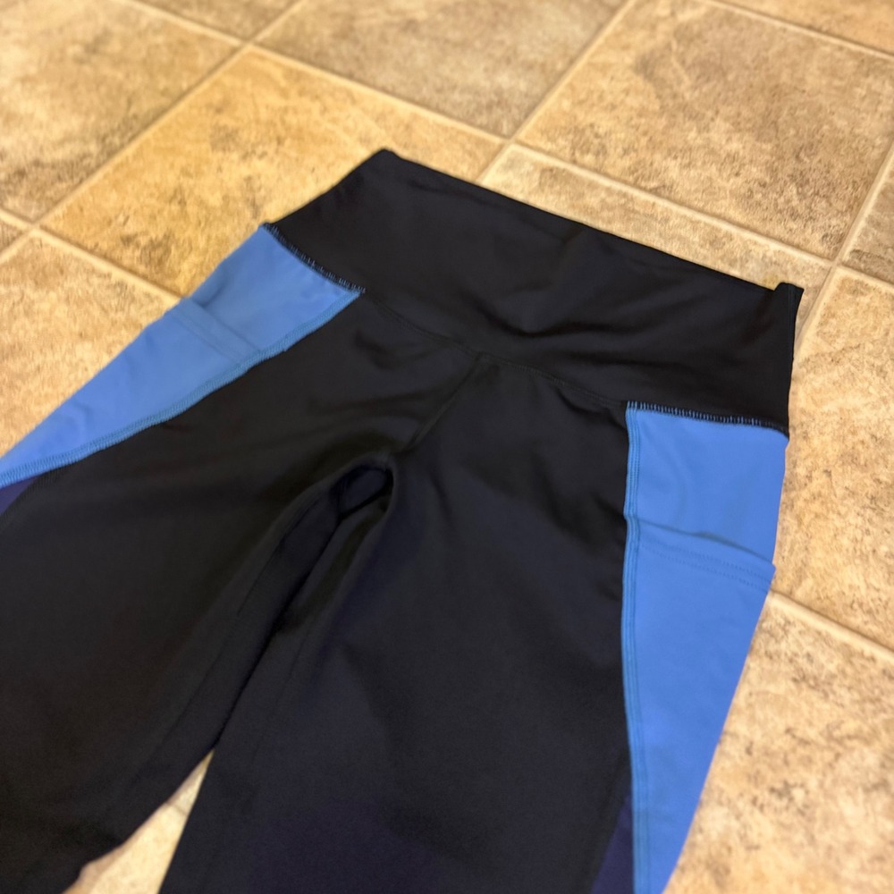 Aerie Chill Play Move High Waisted Colorblock Leggings Blue Womens Medium - Picture 10 of 10